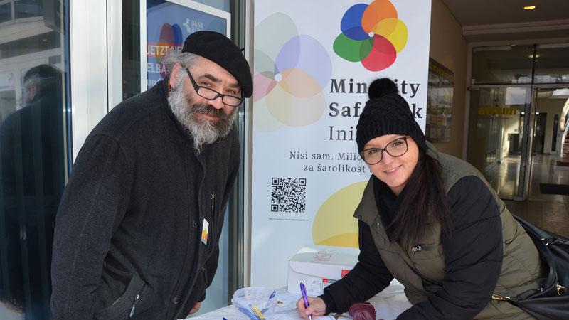 Borta potpisi za Minority Safepack