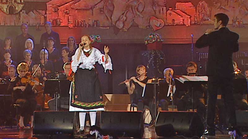Liza Sučić na Festivalu kajkavskih popevki u Krapini