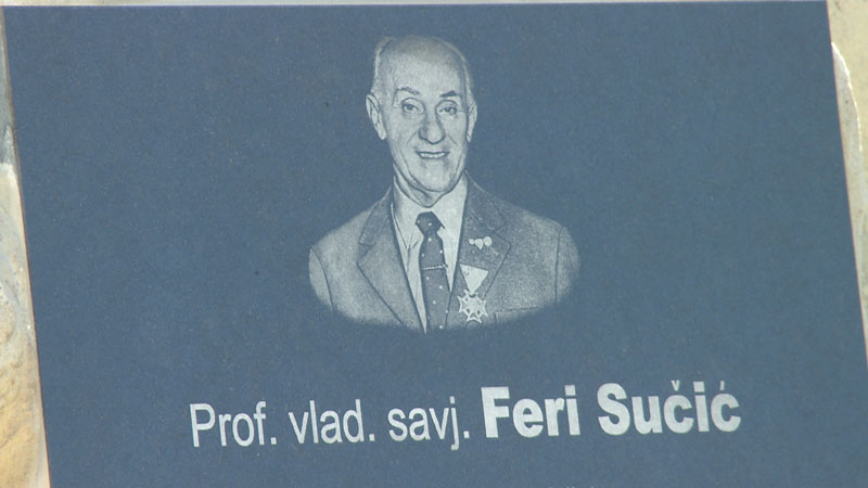 Klimpuh spomentabla Feri Sučić