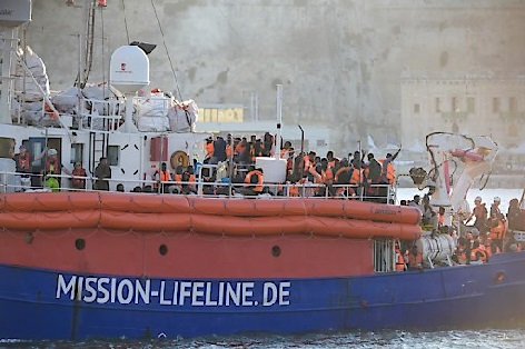 Rettungsschiff Lifeline beim Anlagen in Valetta, auf Malta, im Juni 2018