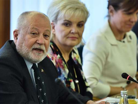 Komisija DZ zamejci rebalans proračun Česnik